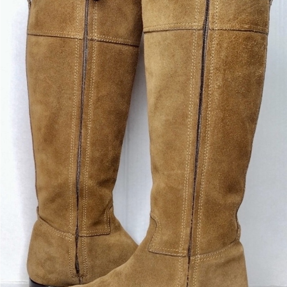 Tory Burch Wembley Riding Boot ✨ - Picture 3 of 6